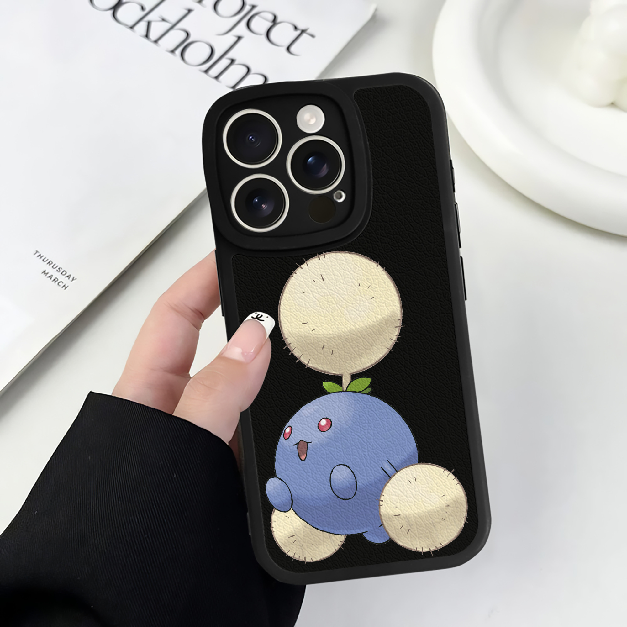 （画像用） ポケットモンスター Pokémon 【iPhone 16シリーズ対応】シリコンスマホケース（レザー調） 材質：シリコン